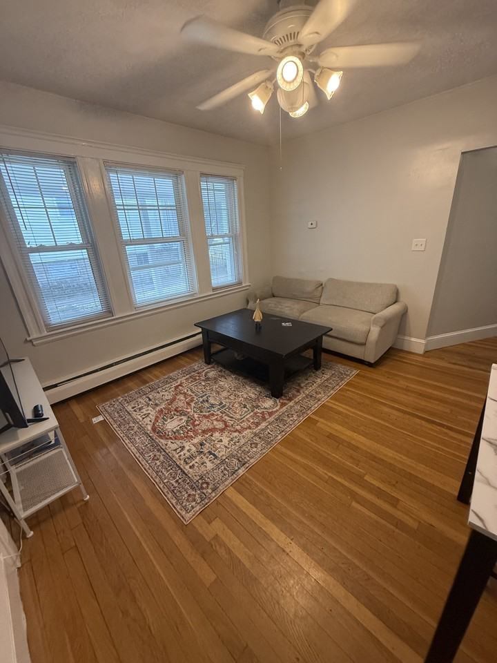 29 Chetwynd Rd #1 - Photo 6 of 14
