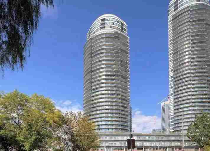 2240 Lake Shore Blvd W #309