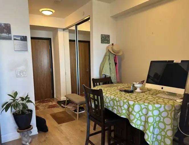 36 Park Lawn Rd #1506 - Photo 2 of 12