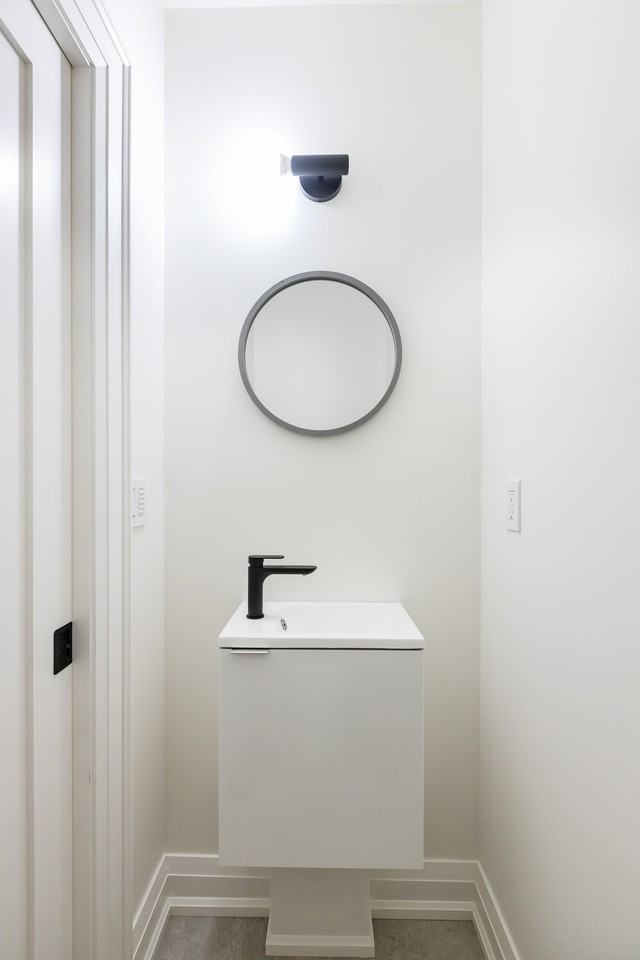 642 Gladstone Avenue - Photo 5 of 17