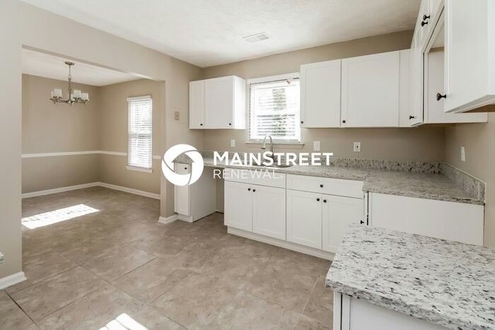 5980 Creekside Dr - Photo 6 of 15