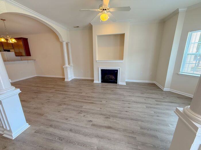 216 Maynard Summit Way - Photo 2 of 12