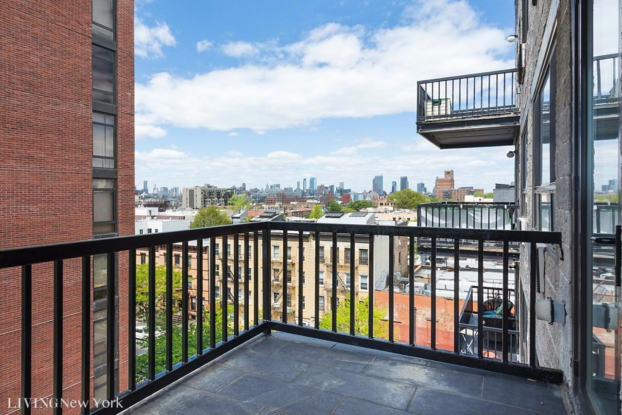 572 5th Ave #4D - Photo 5 of 7