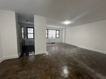 405 E 56th St #7E - Photo 1 of 1