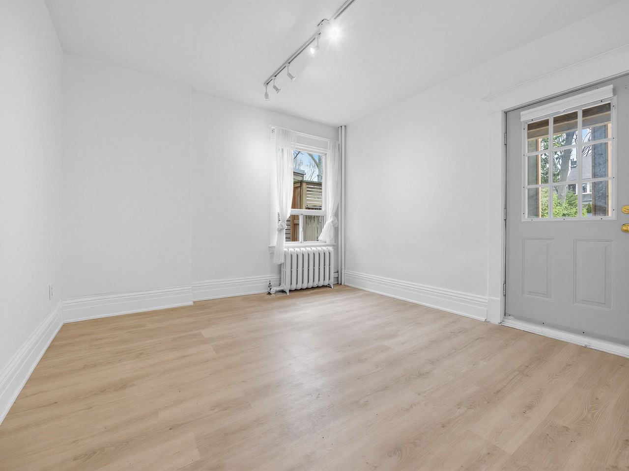 127 Indian Road #1B - Photo 6 of 10