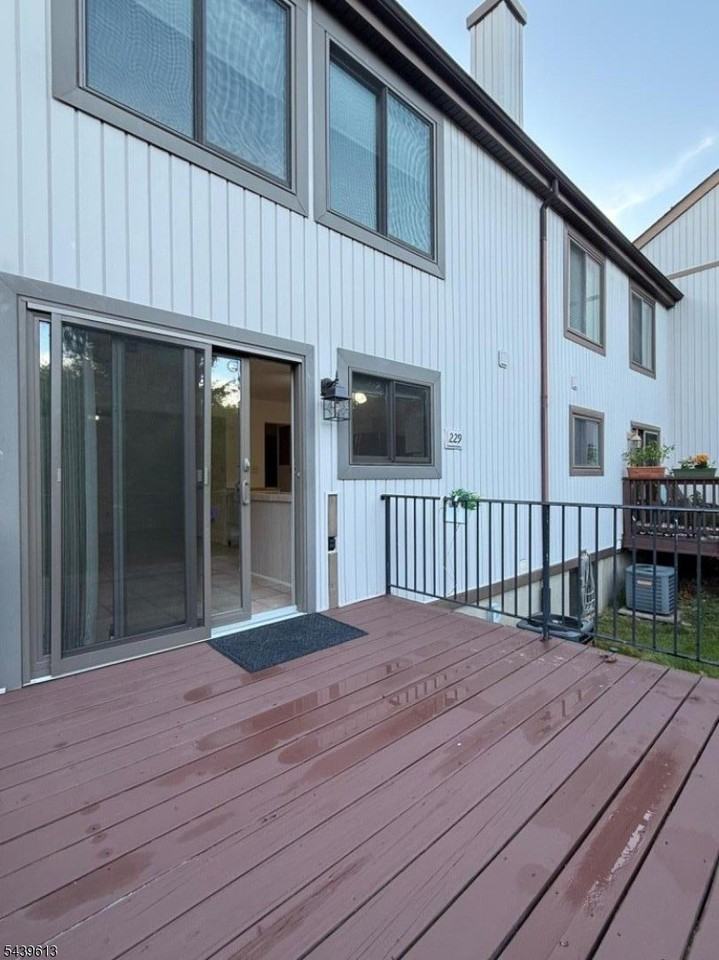 13229 Dell Pl #229 - Photo 2 of 28
