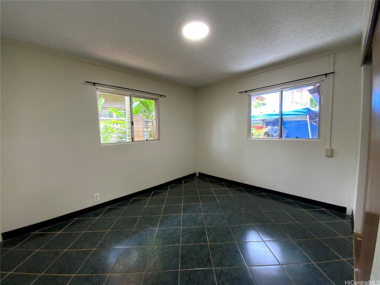 66-942 Kamakahala St - Photo 6 of 9