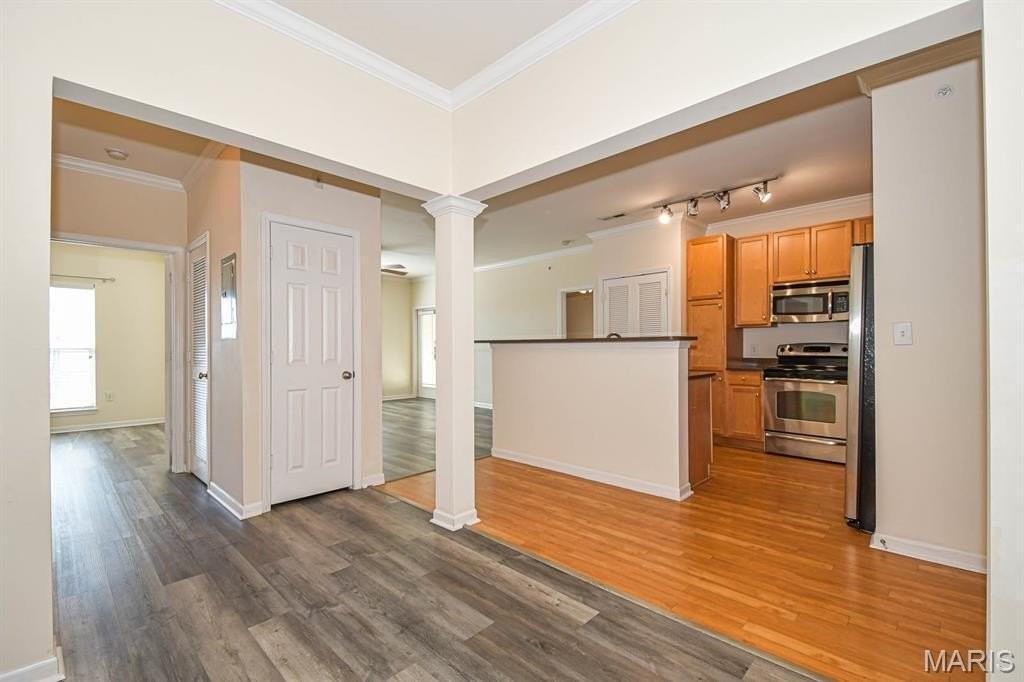 1270 Strassner Dr #3403 - Photo 5 of 50