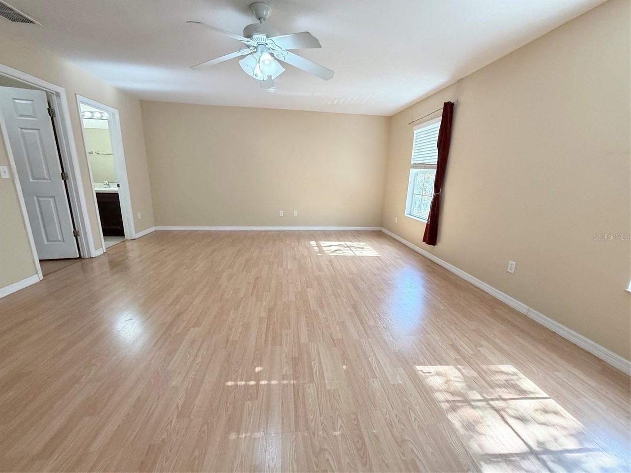 3755 Collingwood Ln - Photo 4 of 11