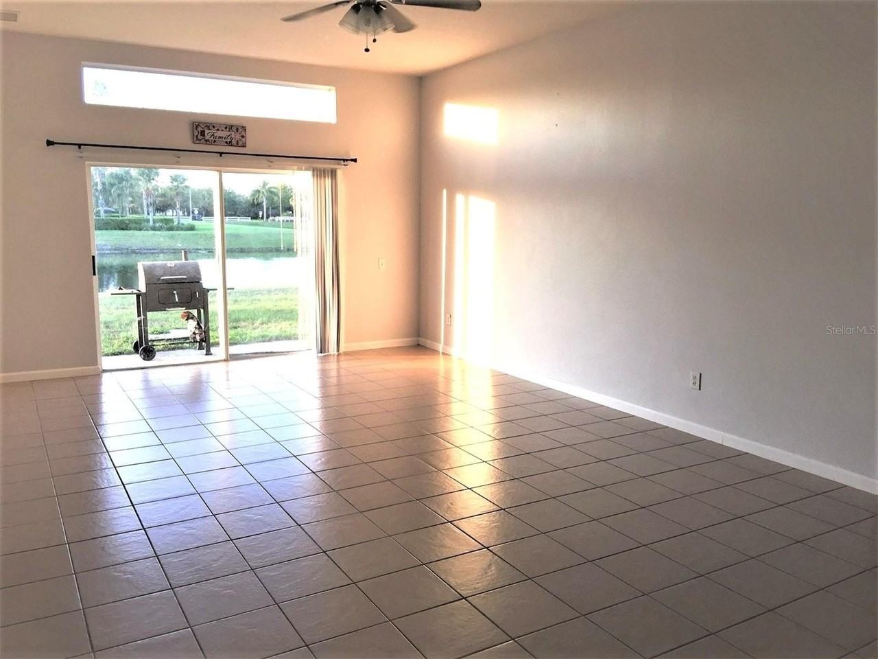 11612 Tropical Isle Ln - Photo 6 of 28