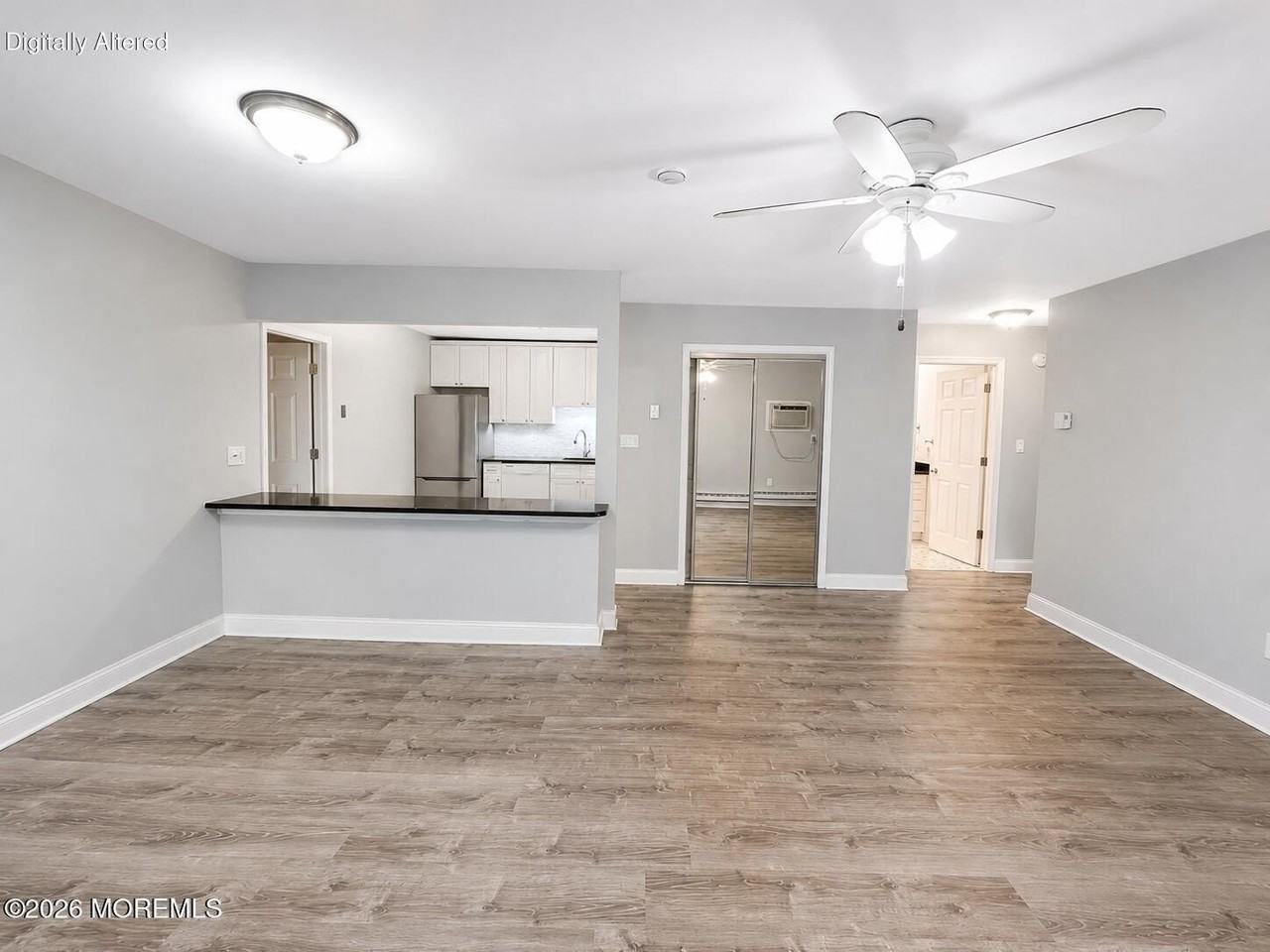 115 Amberly Dr #H - Photo 4 of 19
