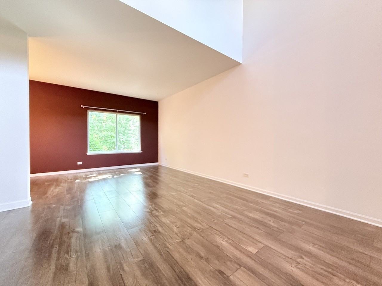 2307 Stoughton Dr - Photo 5 of 22