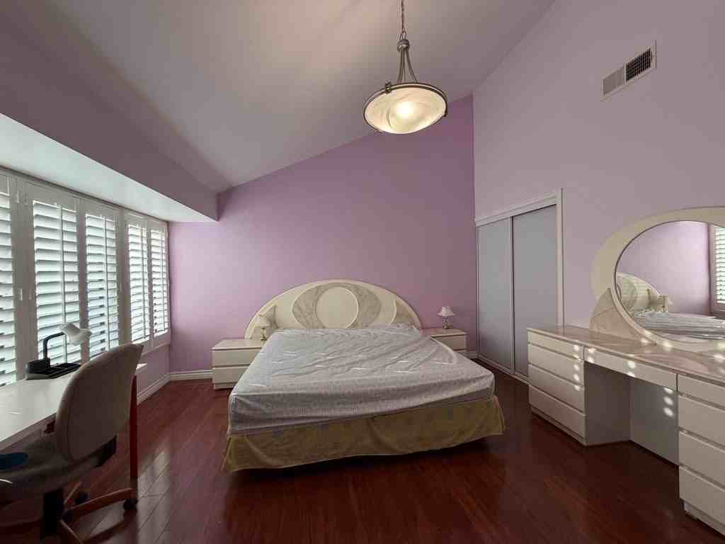 1015 Arcadia Ave #12 - Photo 7 of 18