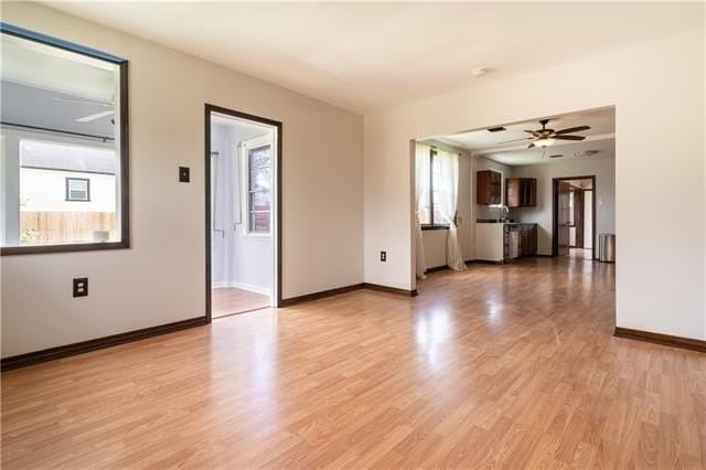 8502 Edinburgh St - Photo 3 of 20