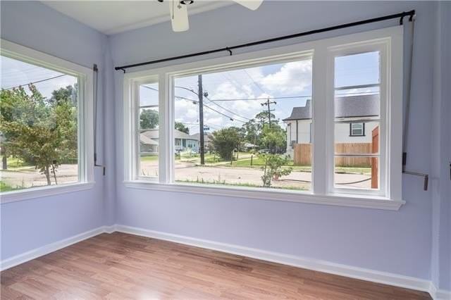 8502 Edinburgh St - Photo 4 of 20