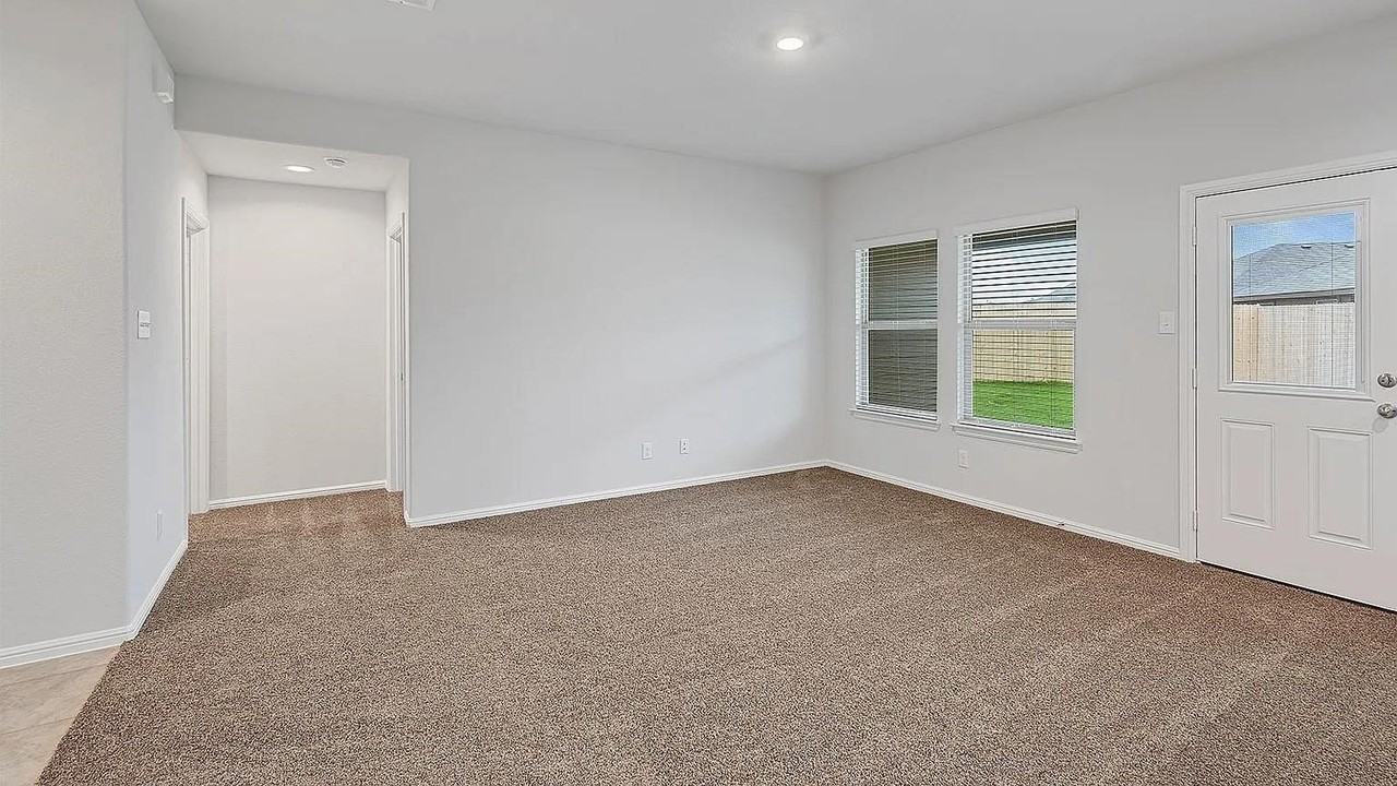 637 Cofer Way - Photo 7 of 11