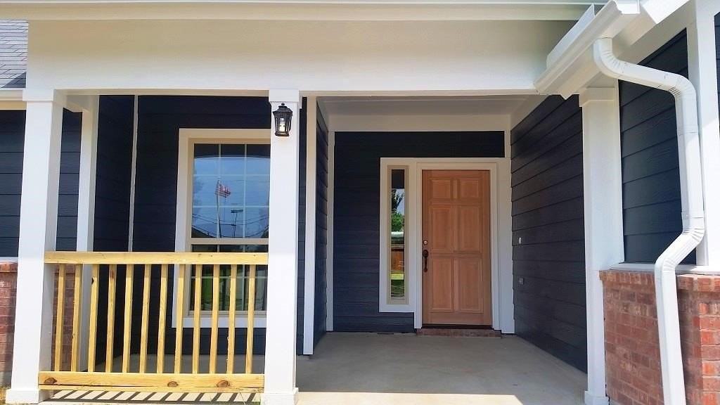 2675 Roger Williams Dr - Photo 3 of 22