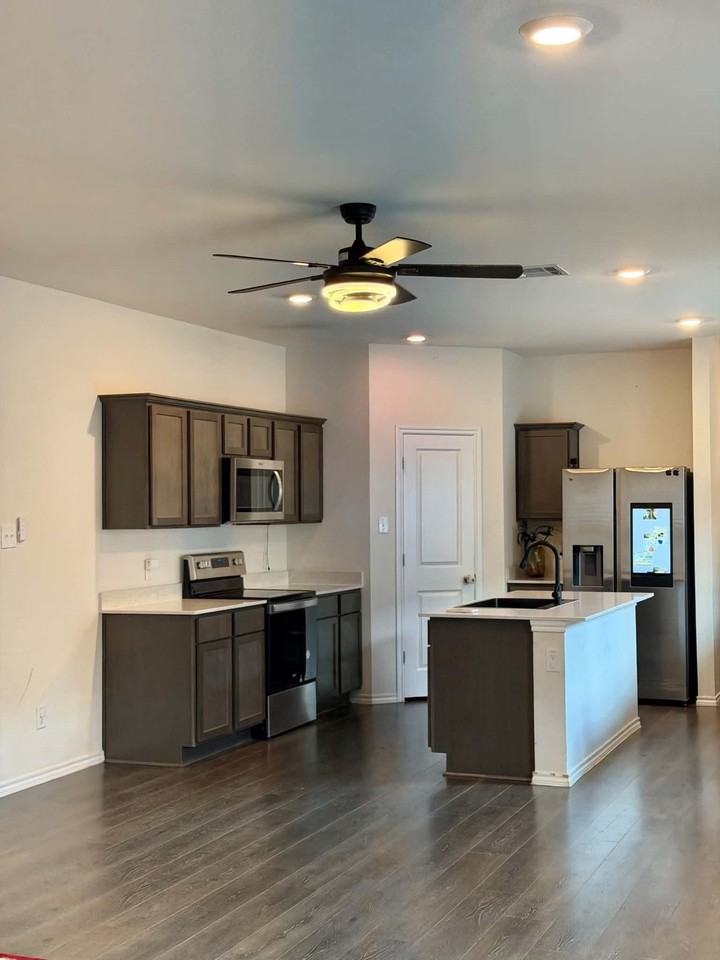 3909 Kipling Dr - Photo 4 of 13