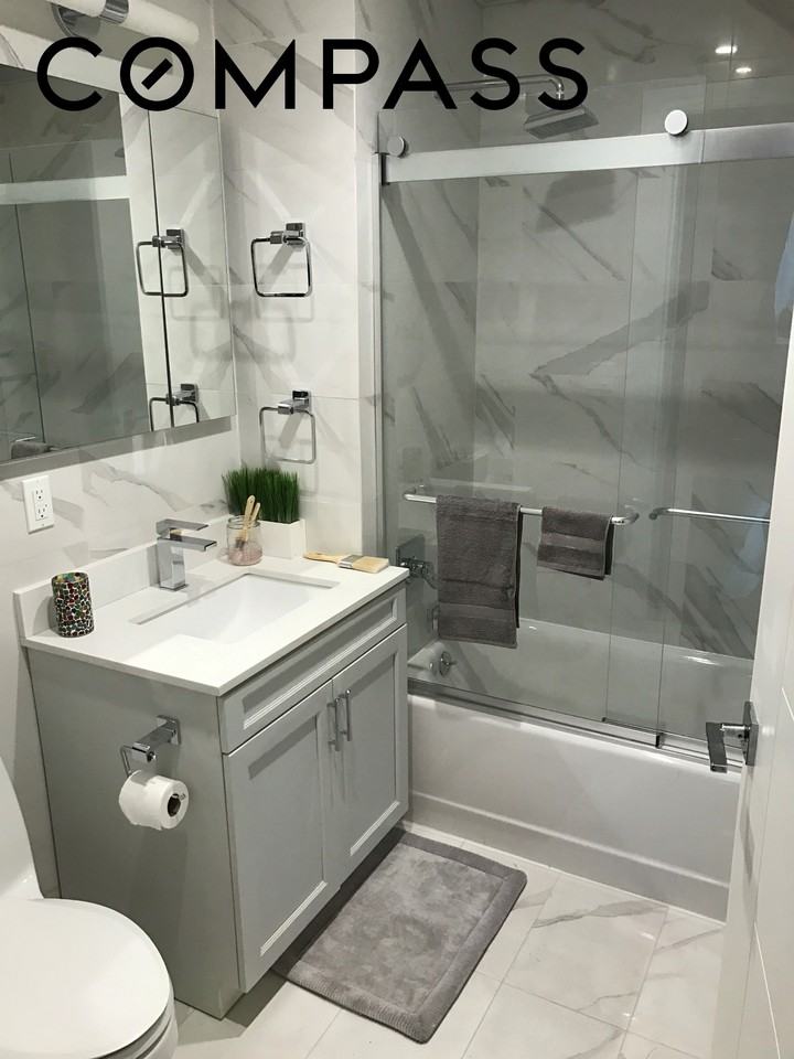 525 Myrtle Ave #204 - Photo 4 of 9
