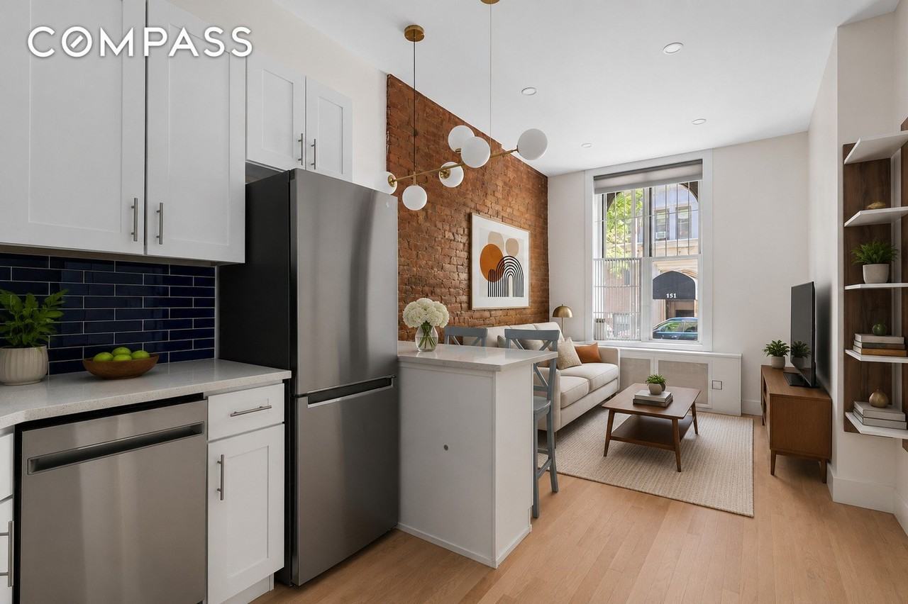 152 E 83rd St #1D - Photo 6 of 12