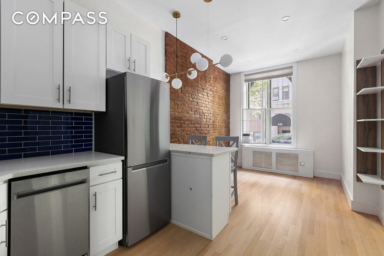 152 E 83rd St #1D - Photo 7 of 12