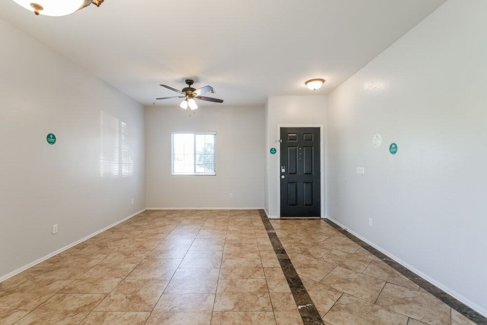 3761 W Eastman Ct - Photo 3 of 16