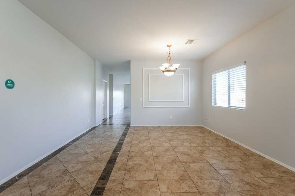 3761 W Eastman Ct - Photo 6 of 16