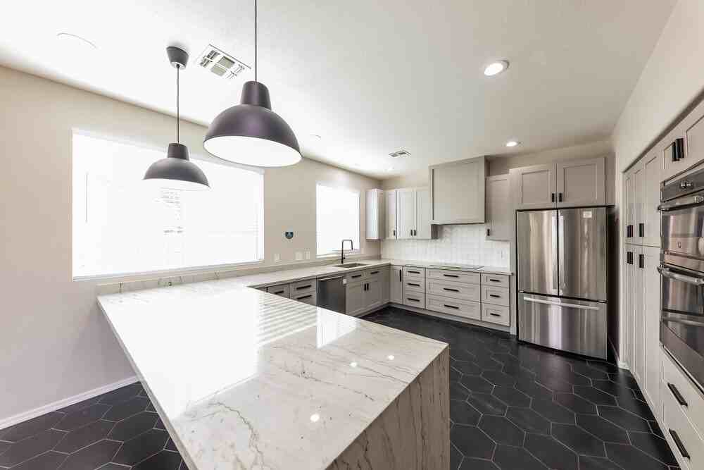 9451 W Ross Ave - Photo 6 of 16