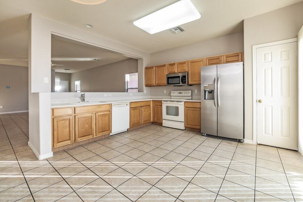 14548 S Camino Vendaval - Photo 7 of 16