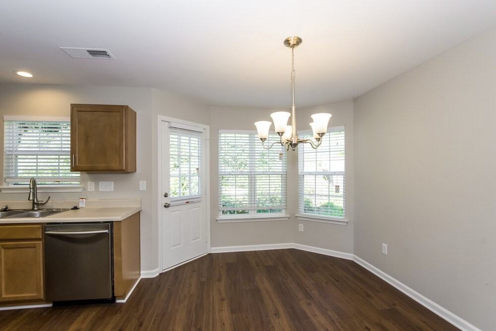 5929 Brookfield Pointe Dr - Photo 6 of 17