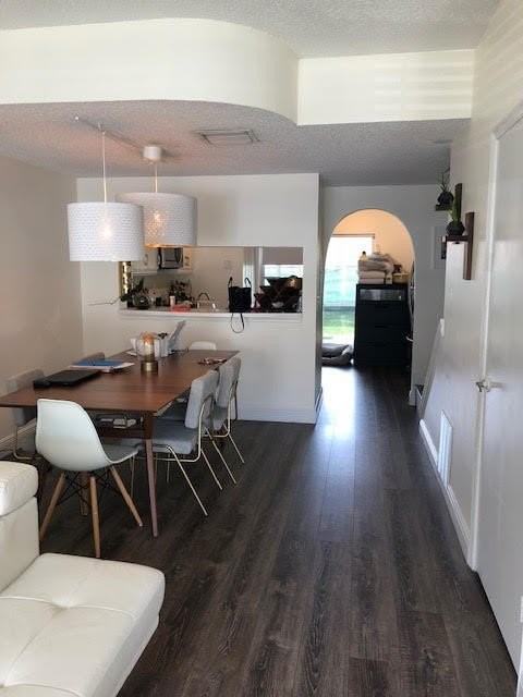 16665 Hemingway Dr - Photo 4 of 11