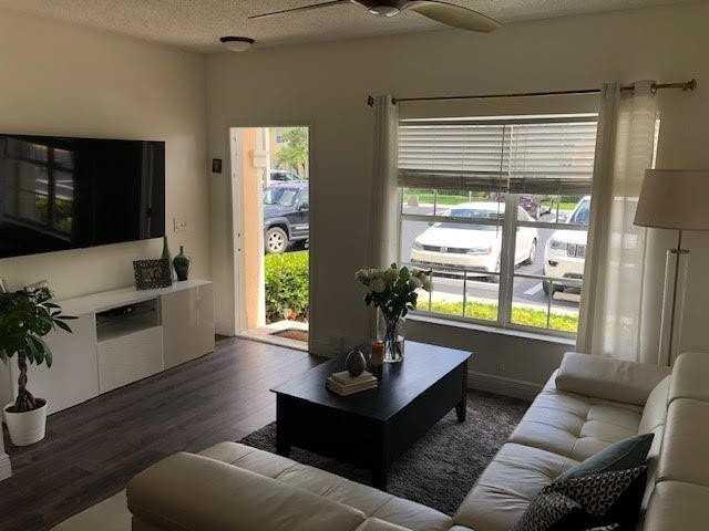 16665 Hemingway Dr - Photo 5 of 11