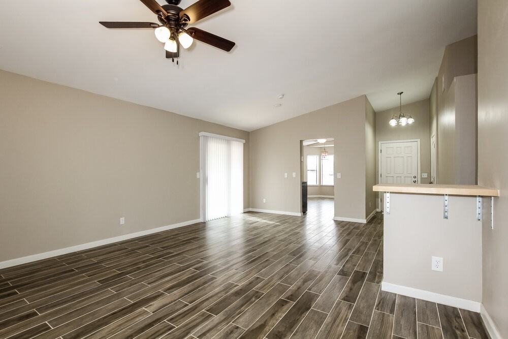 709 N 2nd St - Photo 2 of 15