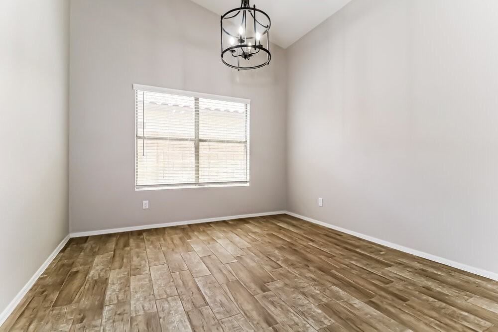 17205 N Chance Dr - Photo 5 of 16