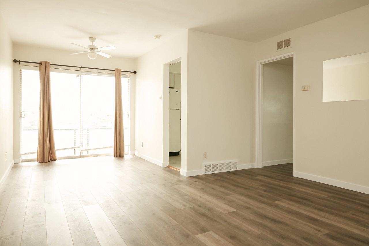 5 S Big Bend Blvd #2D