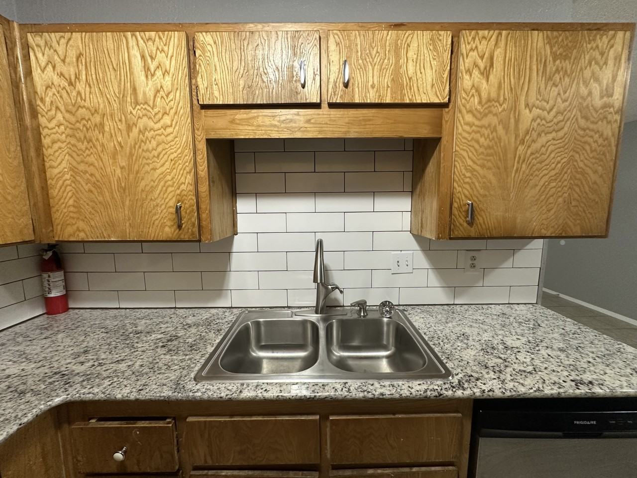 2107 Hinkle Ave #C - Photo 7 of 11