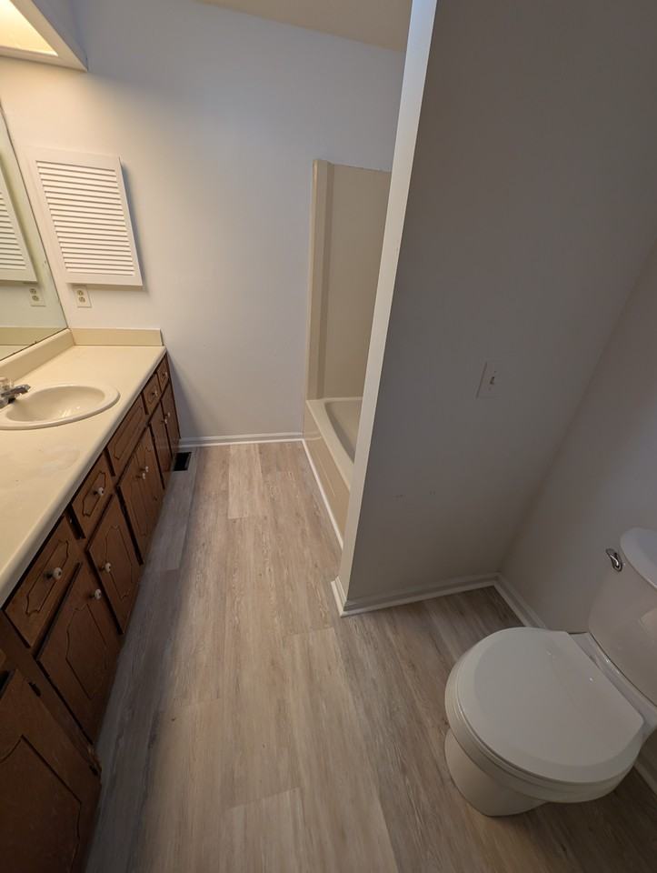 116 Edgefield Rd #1 - Photo 3 of 6