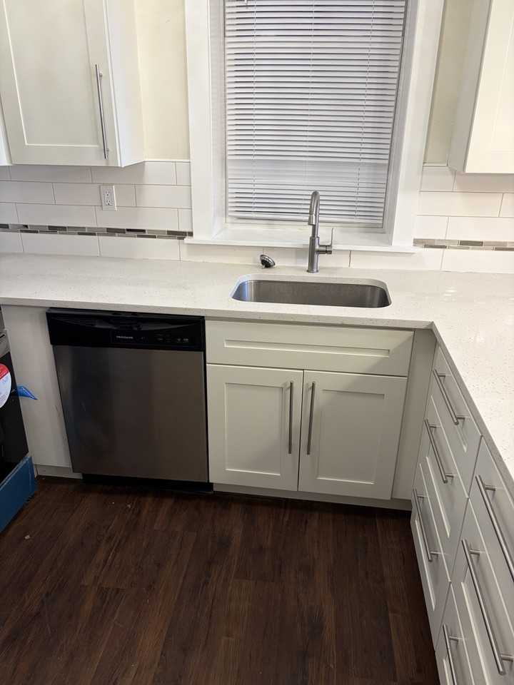 3839 Pennsylvania Ave #3839-1F - Photo 5 of 16