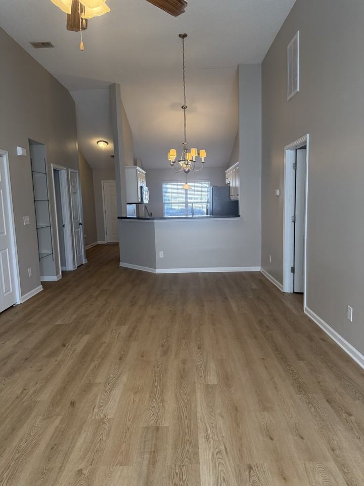 129 Crickhollow Cir - Photo 6 of 21