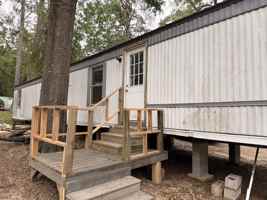 featured image of 5542 Whites Ferry Rd