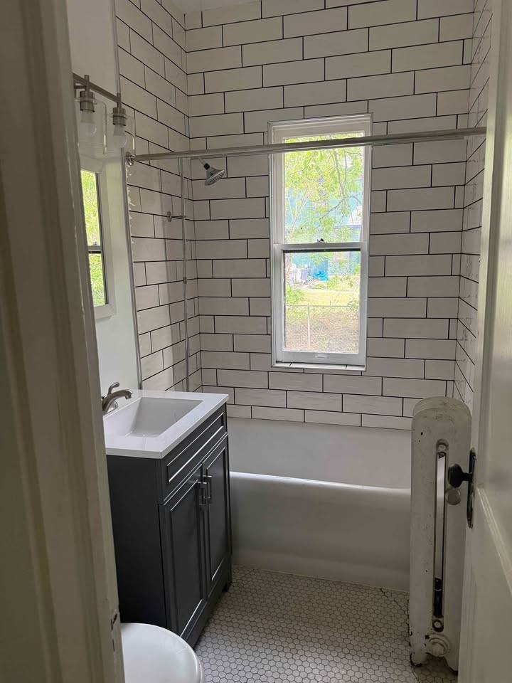 2420 1st Ave S #1 - Photo 2 of 10