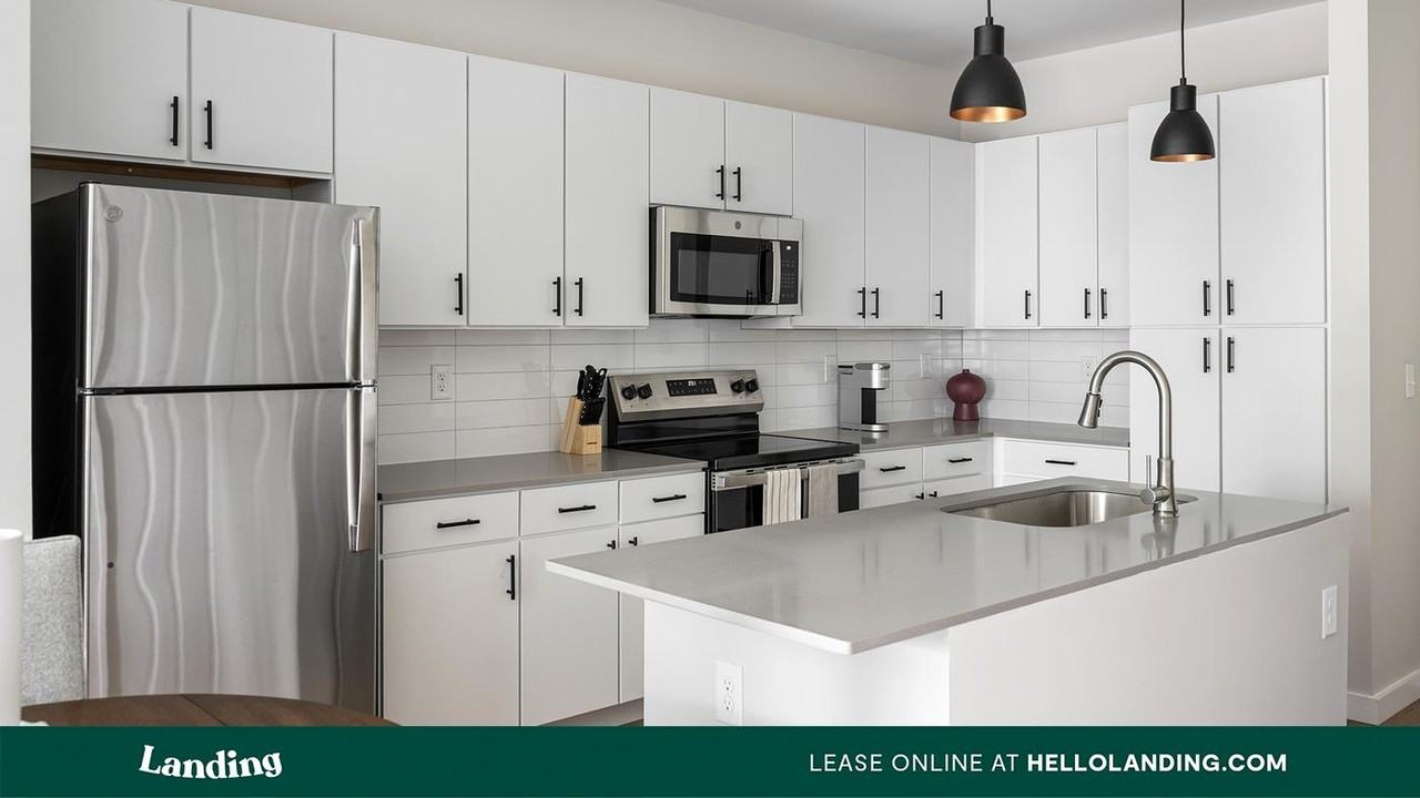 2700 Emerald Green Way - Photo 2 of 50