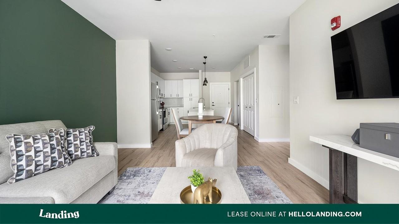 2700 Emerald Green Way - Photo 5 of 50