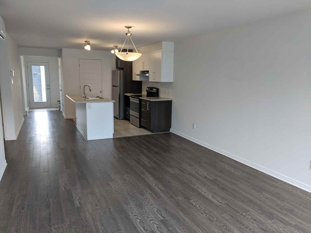354 Avenue de l'Hippodrome #3 - Photo 5 of 16