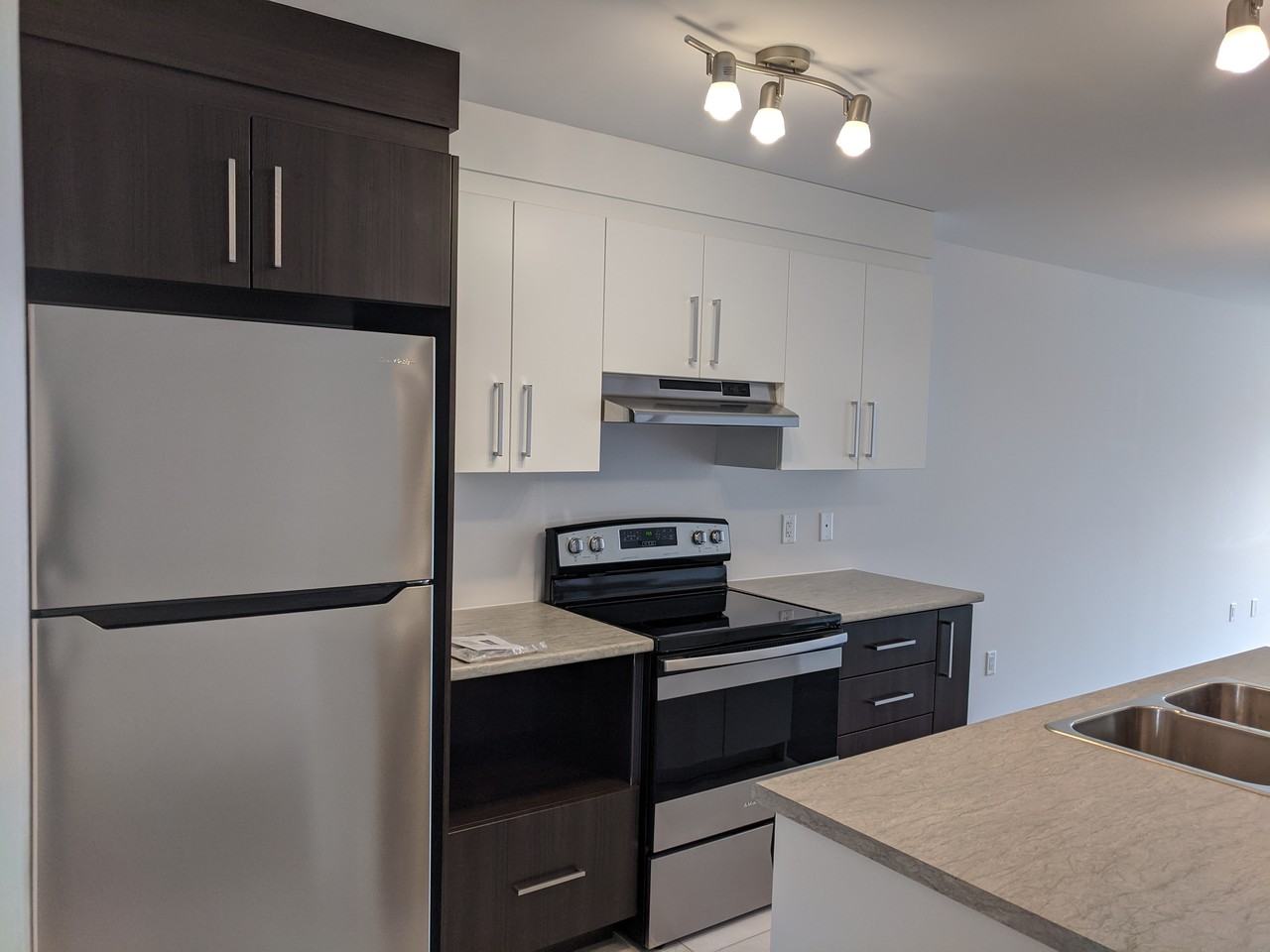 354 Avenue de l'Hippodrome #3 - Photo 6 of 16