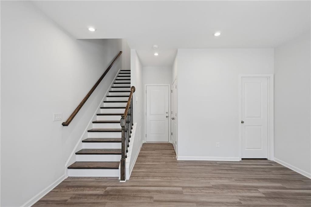 1422 Creekside Cir Nw ##211 - Photo 5 of 34