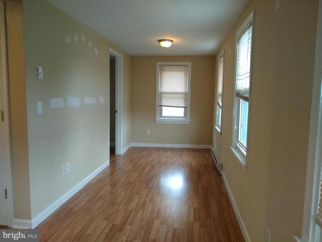 37 N Hellertown Ave ##B - Photo 7 of 7