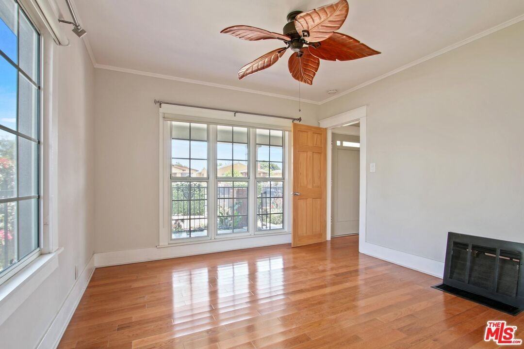 3701 4th Ave - Photo 5 of 20