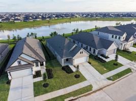 featured image of 27435 Sunterra Village Dr