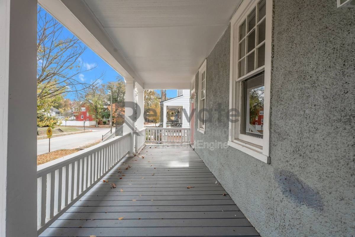 3204 N St - Photo 3 of 4